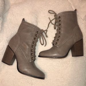 Candie’s Boots